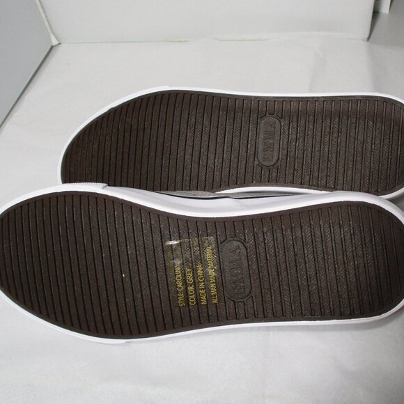 NEW Emma Comfy Gray & White Ladies Womens Canvas Casual Slip-On Shoes Size 10 - Picture 6 of 8